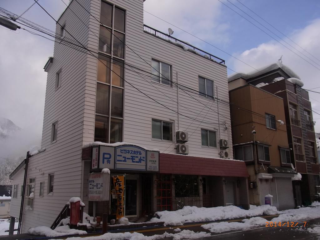 Hotel New Mondo Yuzawa  Exterior photo
